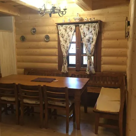 Drevenica Vanesa Domek alpejski Tierchowa